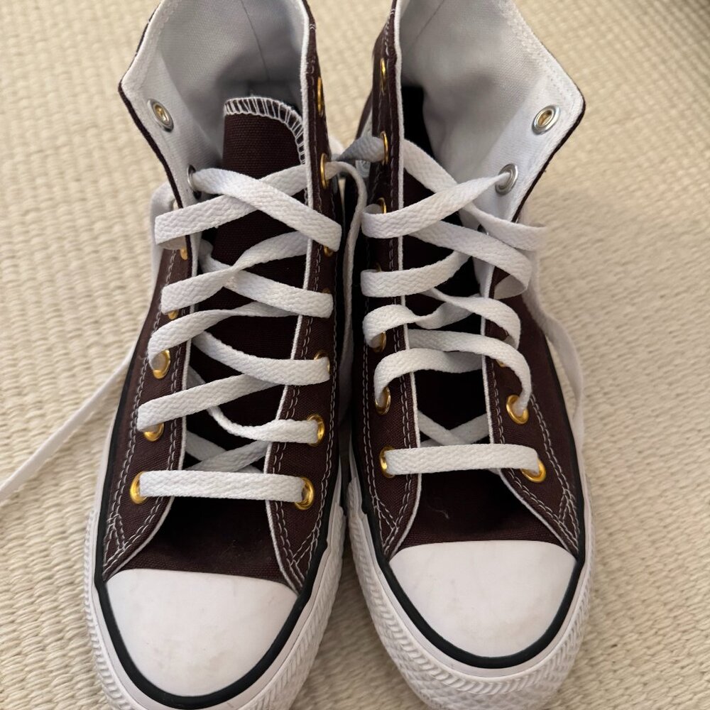 Converse AllStar Hightop Sneakers